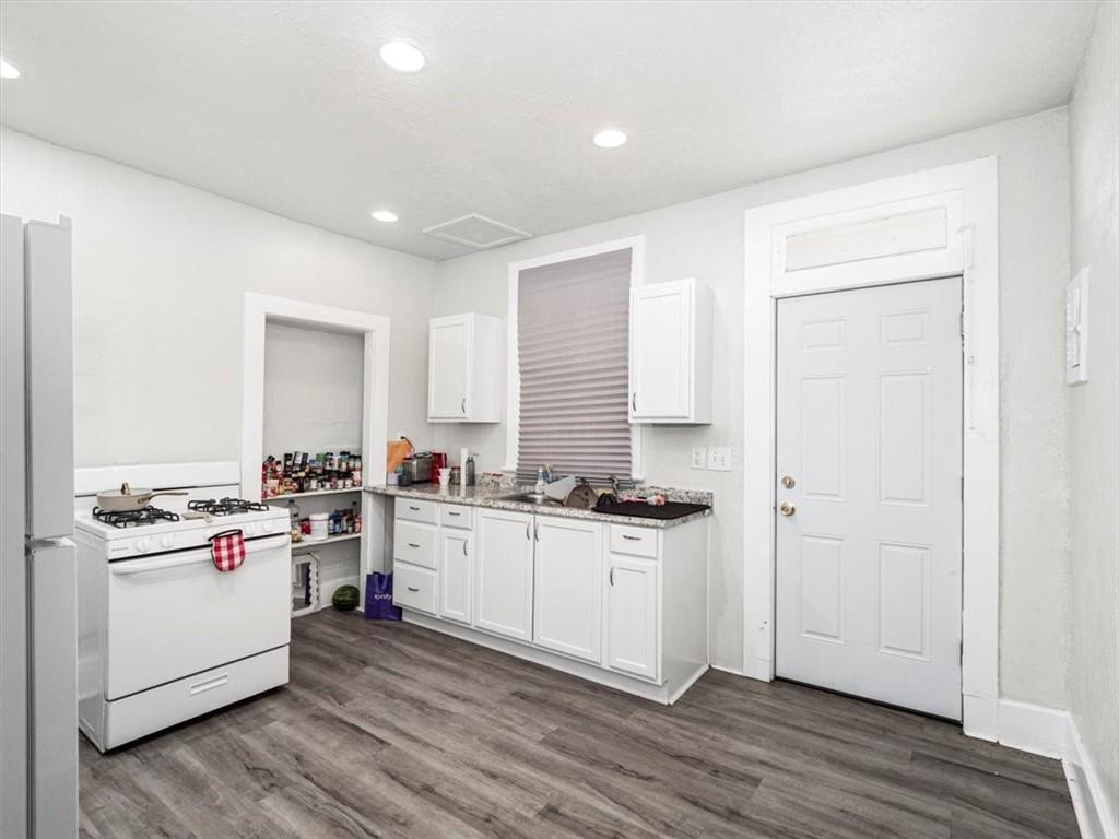 900 2nd Street McKees Rocks, PA 15136 - Photo 7 of 27 Gallery Image 7