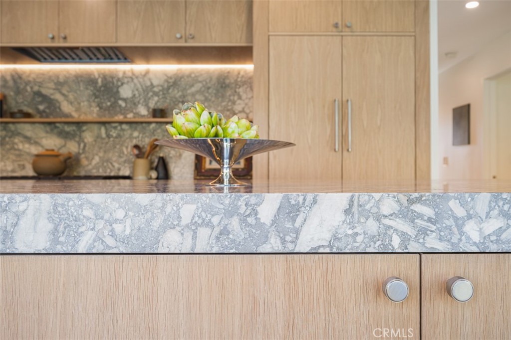 2880 Clubhouse Road Costa Mesa, CA 92626 - Photo 14 of 54