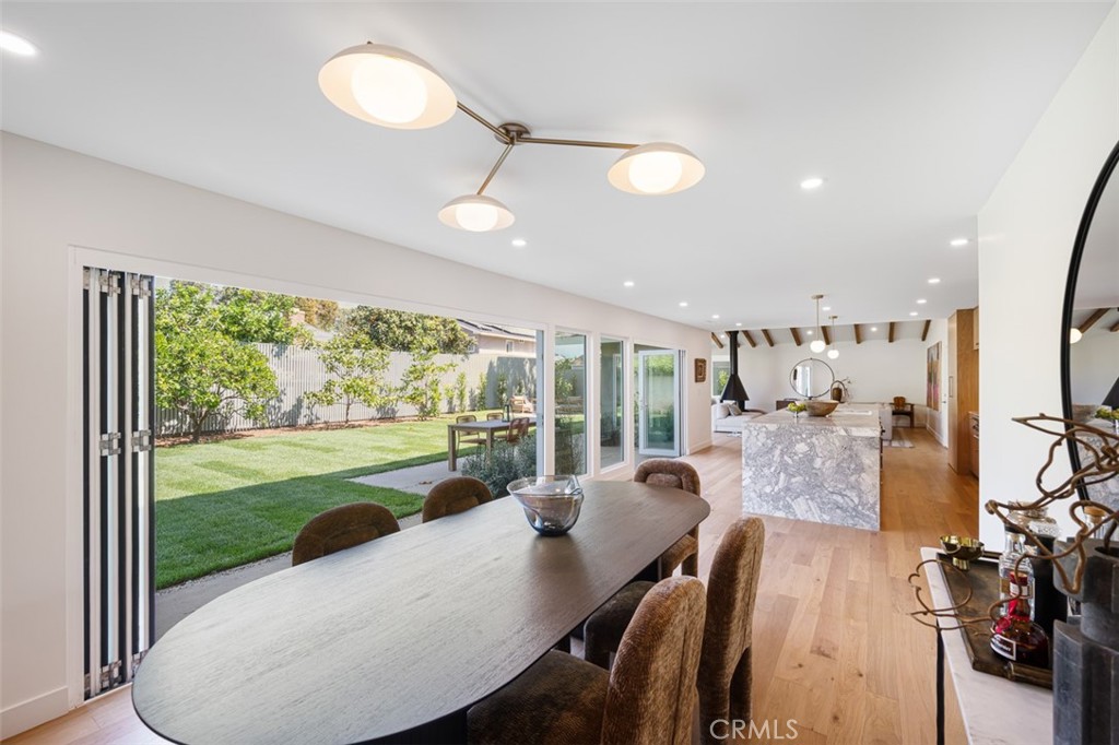 2880 Clubhouse Road Costa Mesa, CA 92626 - Photo 17 of 54