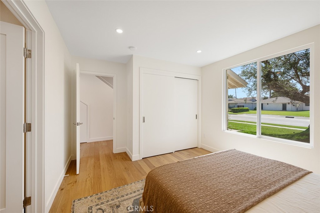 2880 Clubhouse Road Costa Mesa, CA 92626 - Photo 23 of 54