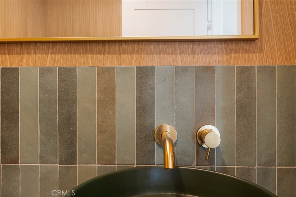 2880 Clubhouse Road Costa Mesa, CA 92626 - Photo 30 of 54