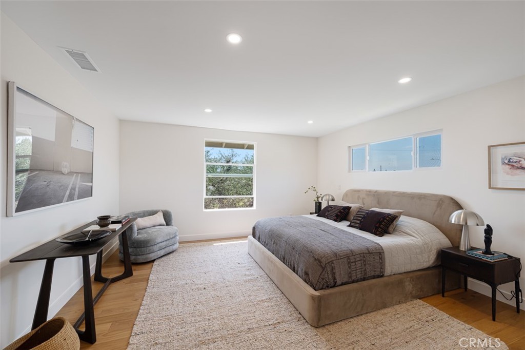 2880 Clubhouse Road Costa Mesa, CA 92626 - Photo 32 of 54