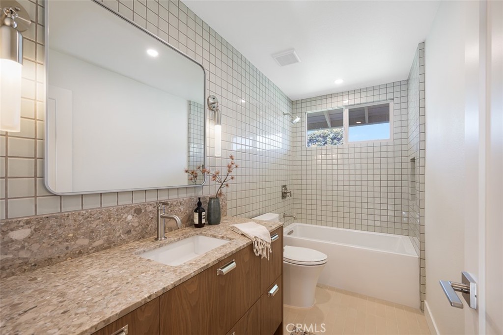 2880 Clubhouse Road Costa Mesa, CA 92626 - Photo 43 of 54