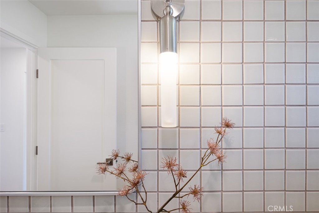 2880 Clubhouse Road Costa Mesa, CA 92626 - Photo 44 of 54