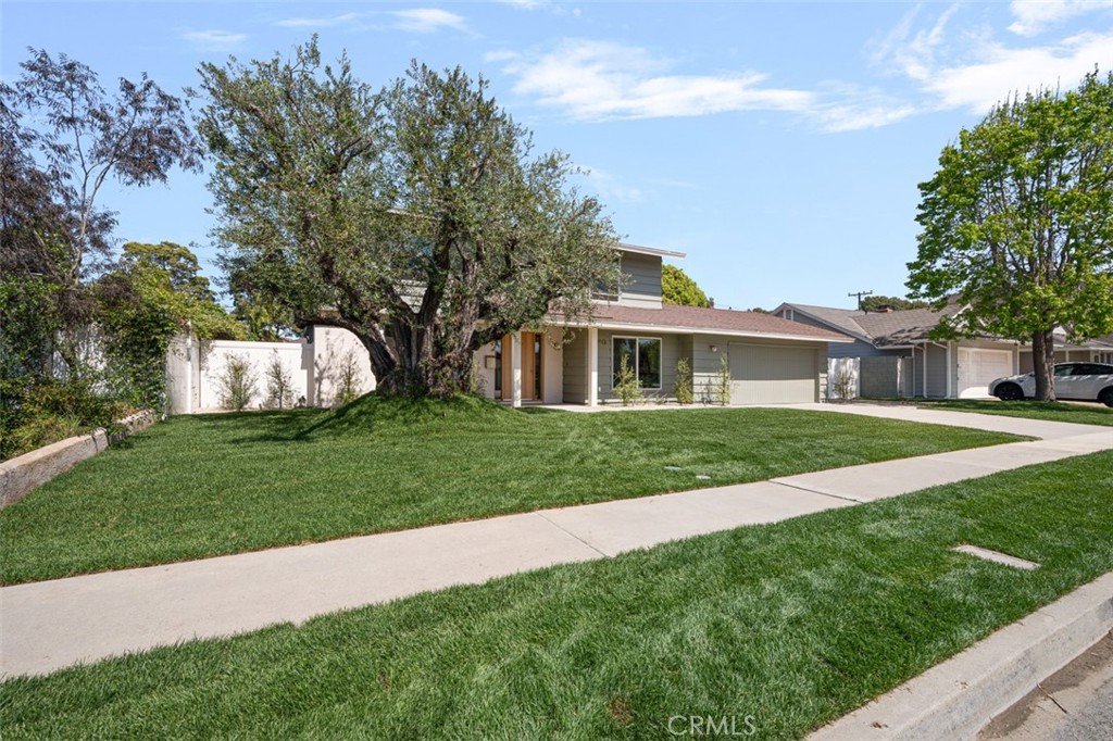 2880 Clubhouse Road Costa Mesa, CA 92626 - Photo 47 of 54