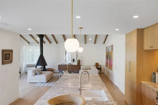 $3,295,000 | 2880 Clubhouse Road, Costa Mesa, CA 92626