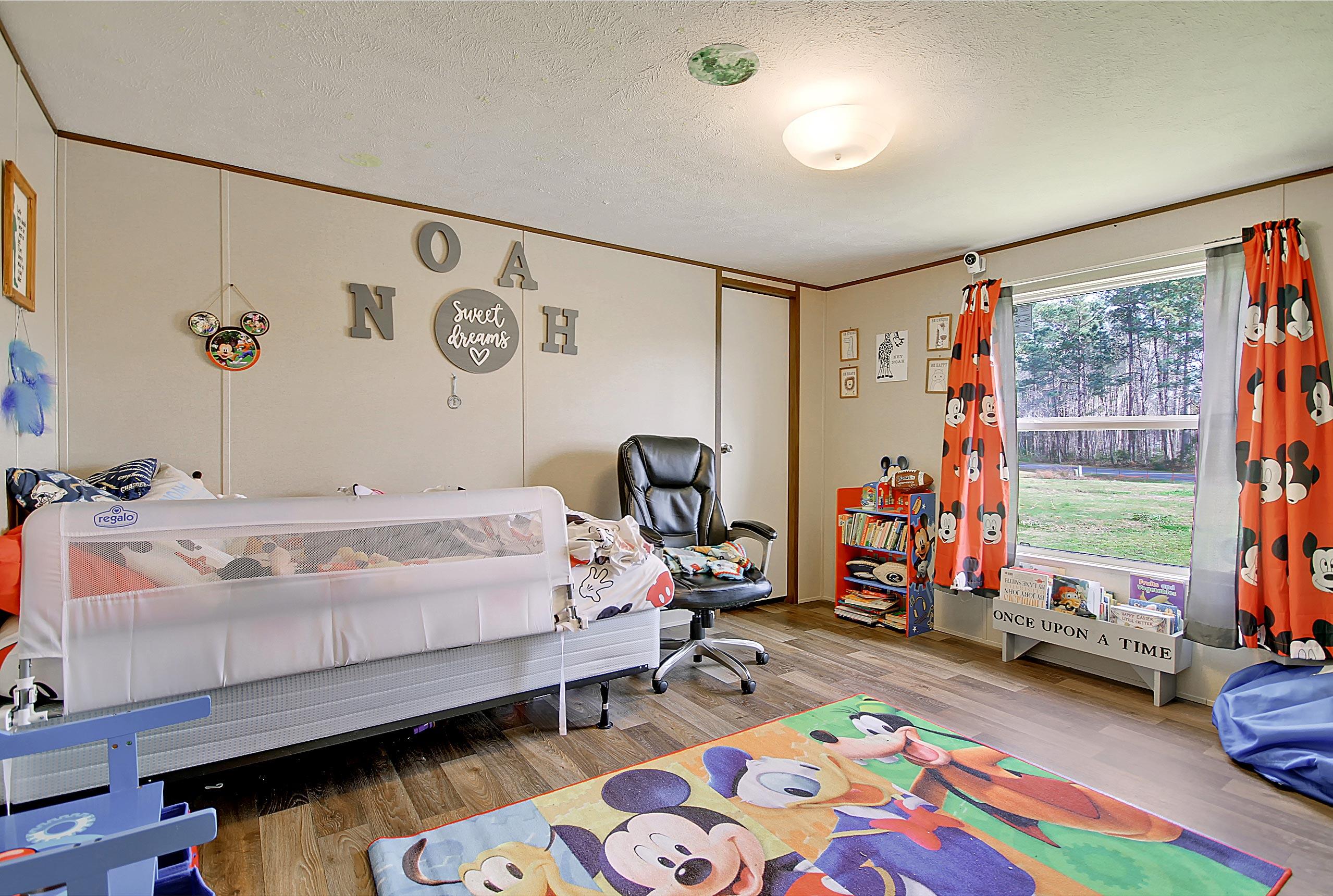 348 Nathaniel Road Summerville, SC 29486 - Photo 22 of 34 Bedroom # 3