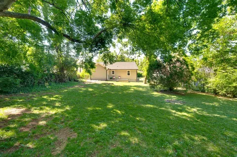 $424,000 | 909 Oneida Avenue, Nashville, TN 37207
