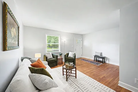 $424,000 | 909 Oneida Avenue, Nashville, TN 37207