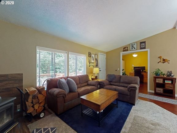 28508 Chapman Road Scappoose, OR 97056 - Photo 12 of 32 Gallery Image 12