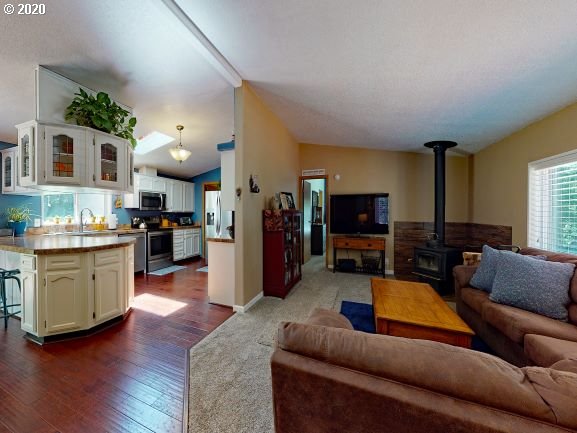 28508 Chapman Road Scappoose, OR 97056 - Photo 13 of 32 Gallery Image 13