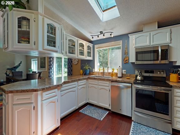 28508 Chapman Road Scappoose, OR 97056 - Photo 15 of 32 Gallery Image 15
