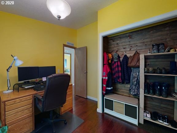 28508 Chapman Road Scappoose, OR 97056 - Photo 25 of 32 Gallery Image 25