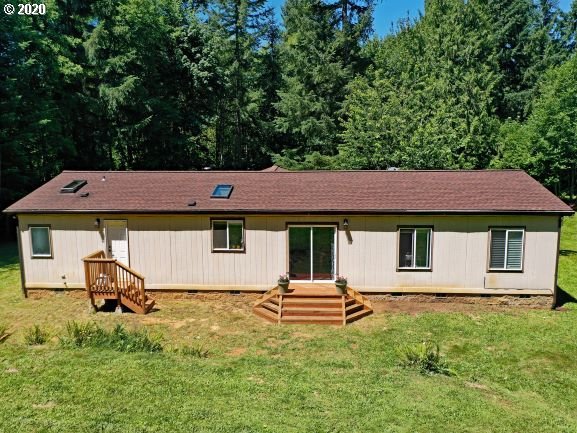 28508 Chapman Road Scappoose, OR 97056 - Photo 5 of 32 Gallery Image 5