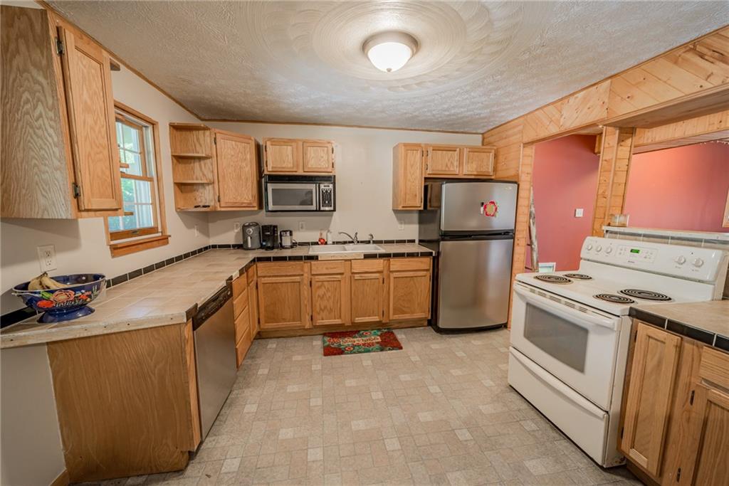 161 Nilan Hill Road Point Marion, PA 15474 - Photo 8 of 20