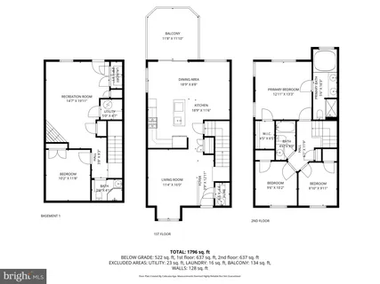 a black and white photo of a living room