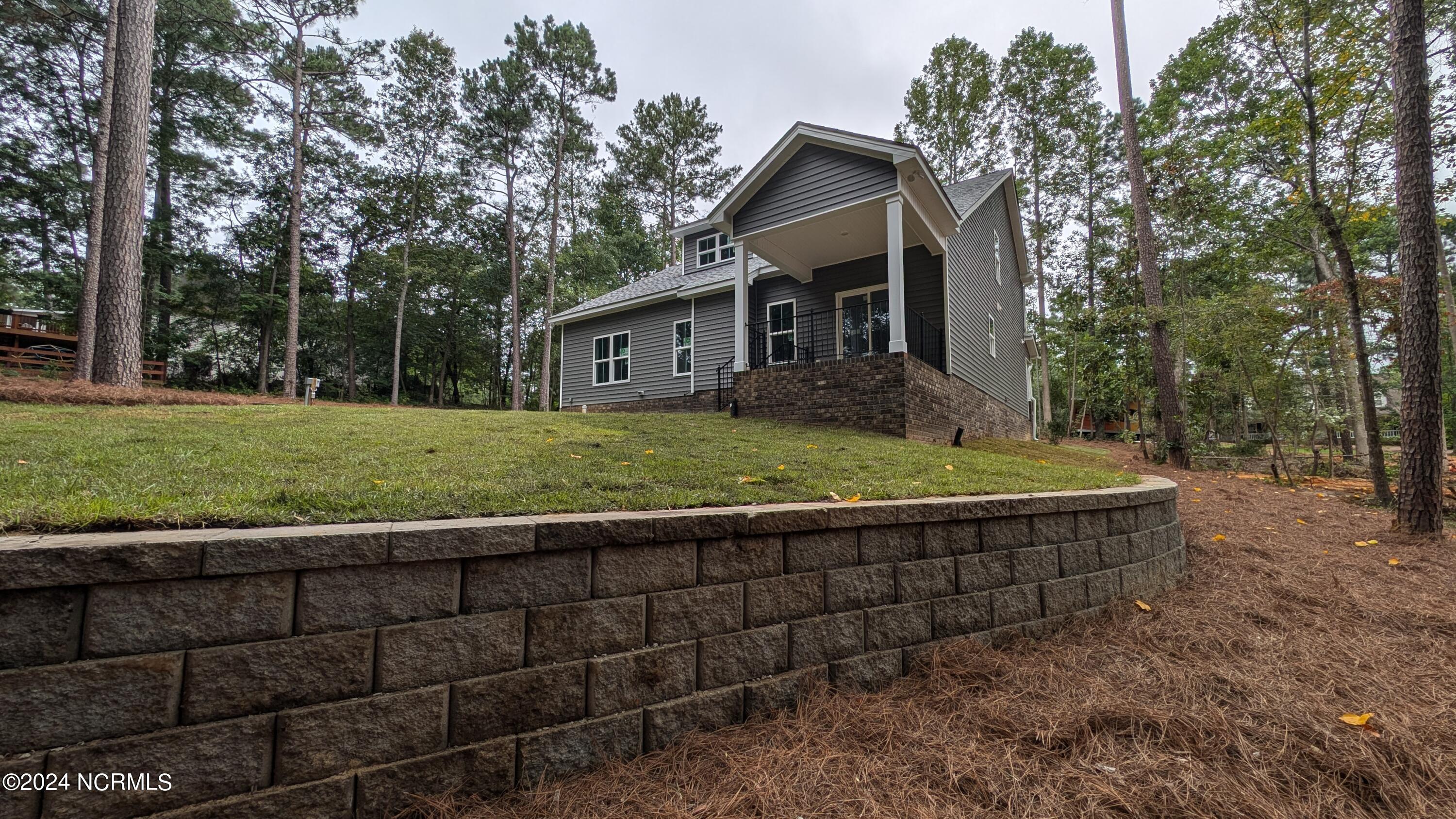 122 Rothbury Drive Carthage, NC 28327 - Photo 23 of 28 PXL_20240806_134727244
