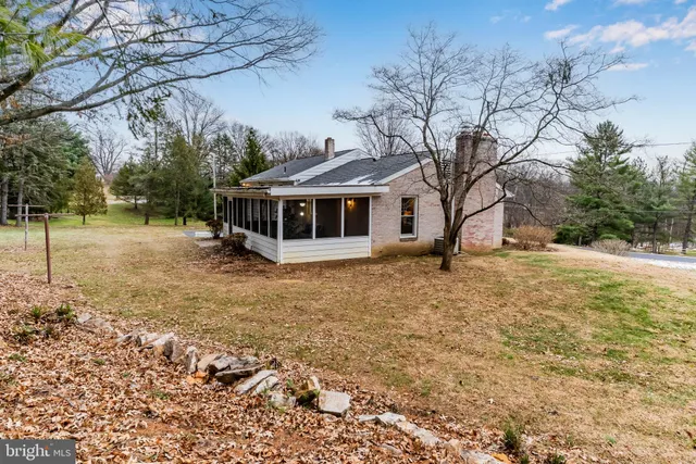 $450,000 | 1437 Brandton Road, Mechanicsburg, PA 17055