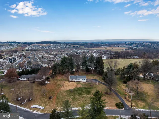 $450,000 | 1437 Brandton Road, Mechanicsburg, PA 17055