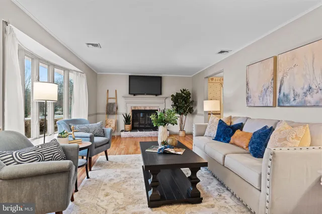 $450,000 | 1437 Brandton Road, Mechanicsburg, PA 17055