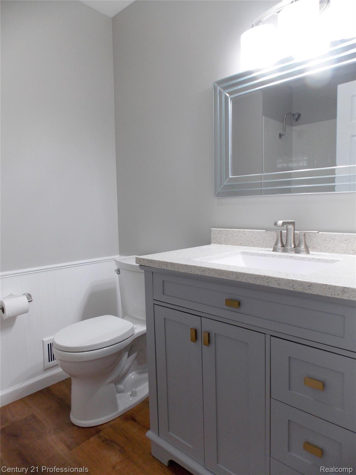3790 Morgan Road Lake Orion, MI 48359 - Photo 10 of 28 2nd Full Bath