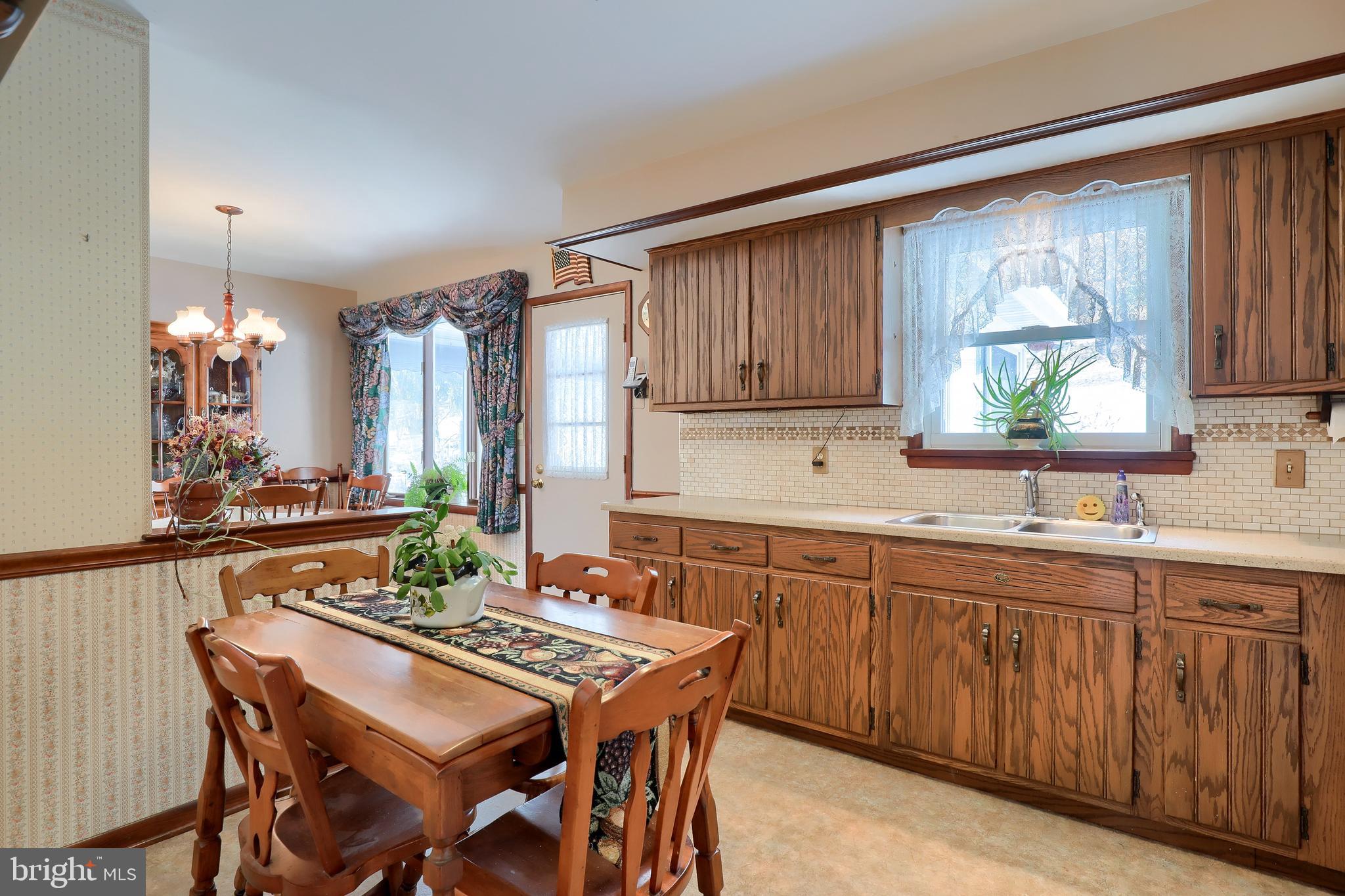 1930 Alcott Road York, PA 17406 - Photo 14 of 50 Gallery Image 14