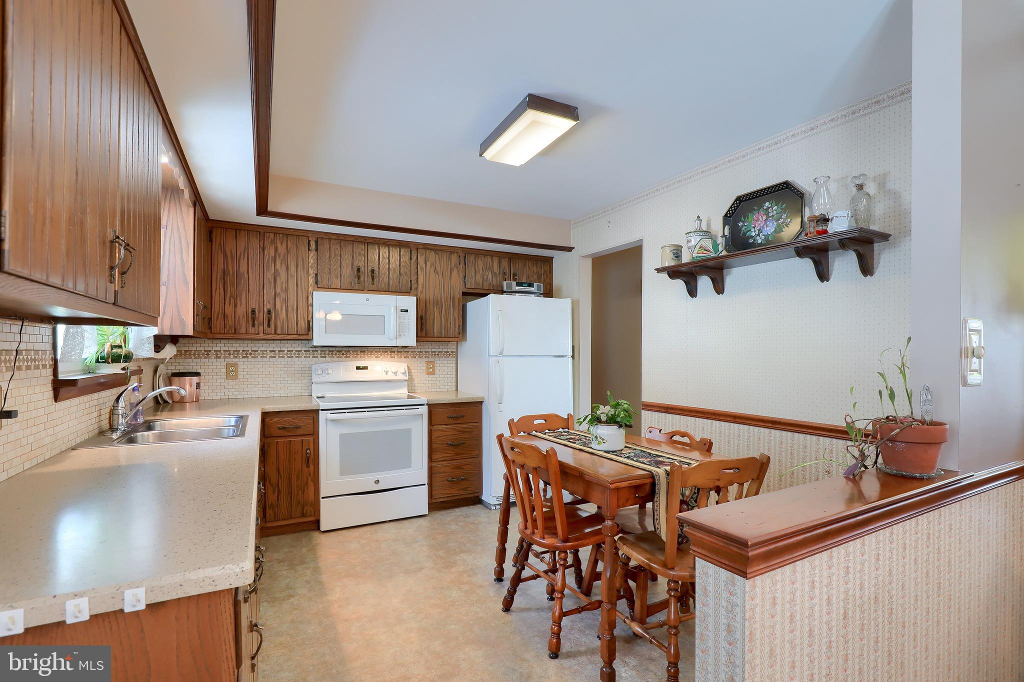 1930 Alcott Road York, PA 17406 - Photo 16 of 50 Gallery Image 16