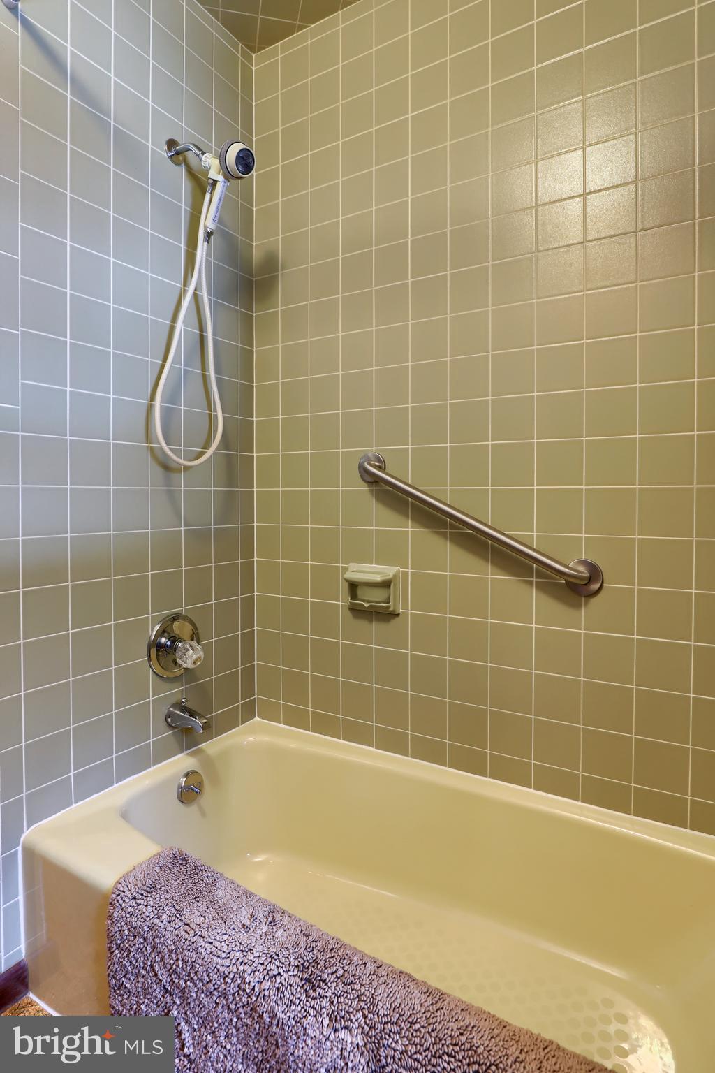 1930 Alcott Road York, PA 17406 - Photo 17 of 50 Gallery Image 17