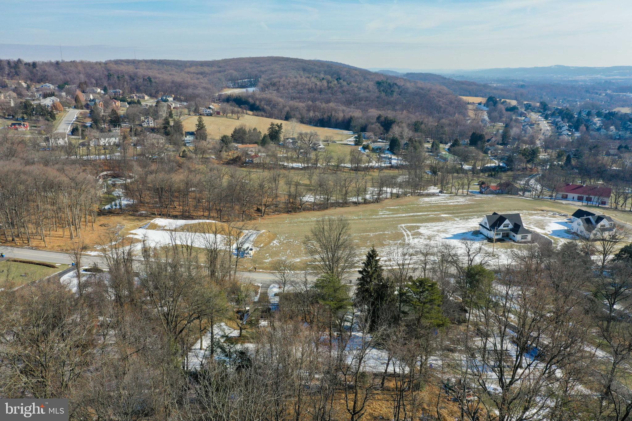 1930 Alcott Road York, PA 17406 - Photo 5 of 50 Gallery Image 5