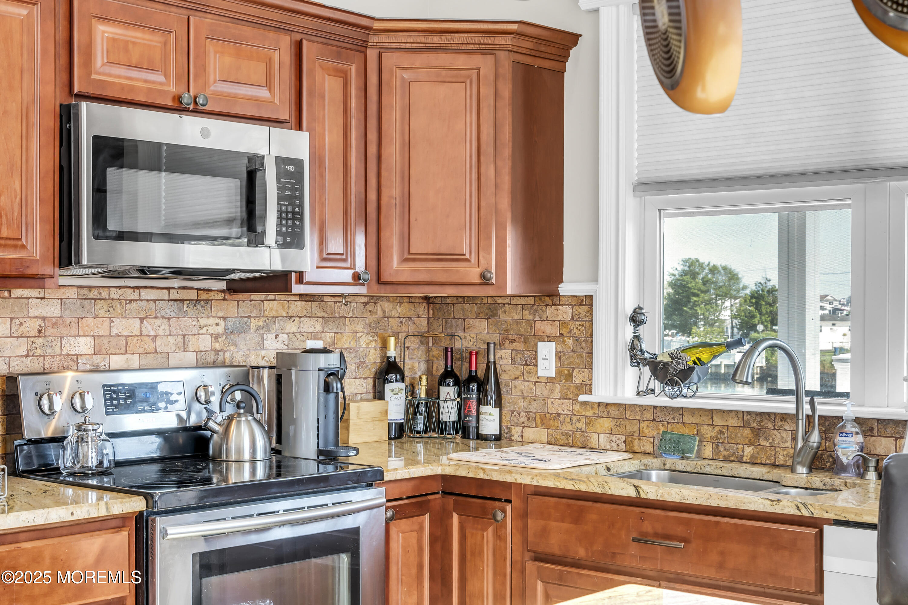 36 Joy Road Manahawkin, NJ 08050 - Photo 16 of 76 022_dsc02895_636
