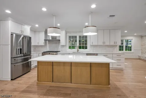 $2,195,000 | 59 Tremont Terrace, Livingston, NJ 07039
