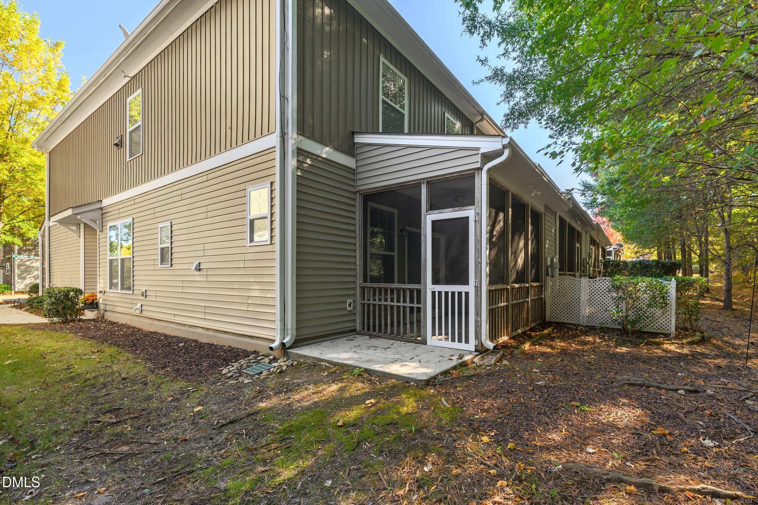 1217 Silver Beach Way Raleigh, NC 27606 - Photo 32 of 32 32_4 -1217 silver beach way, exterior