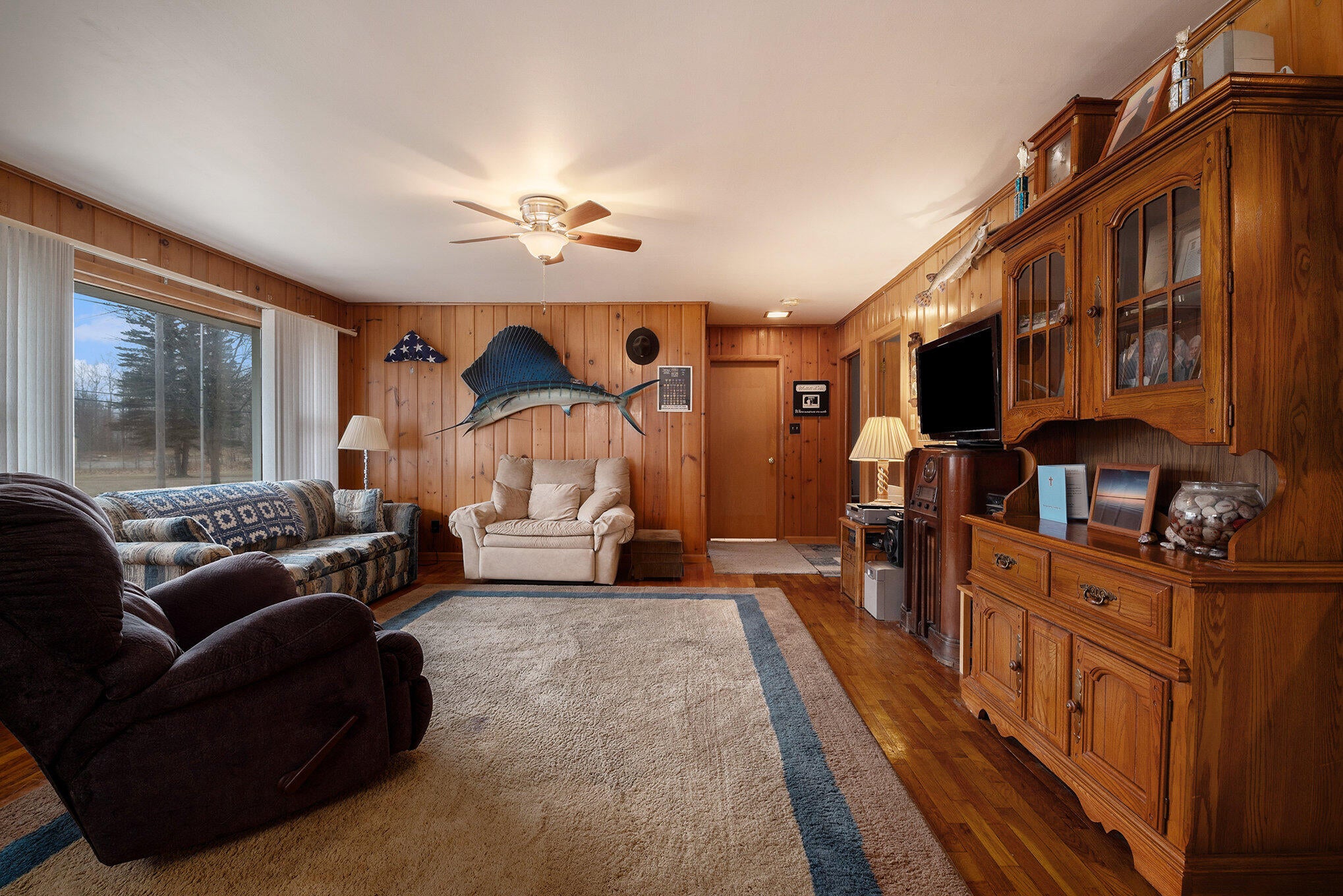 8161 Mullett Lake Road Cheboygan, MI 49721 - Photo 7 of 33 Gallery Image 7