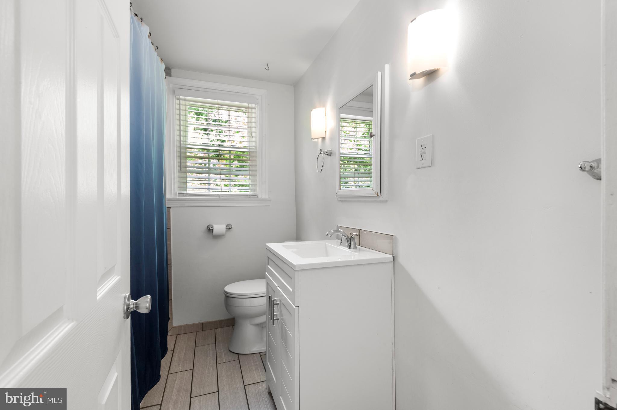 122 Harmil Road Broomall, PA 19008 - Photo 13 of 20 Main Floor Bathroom