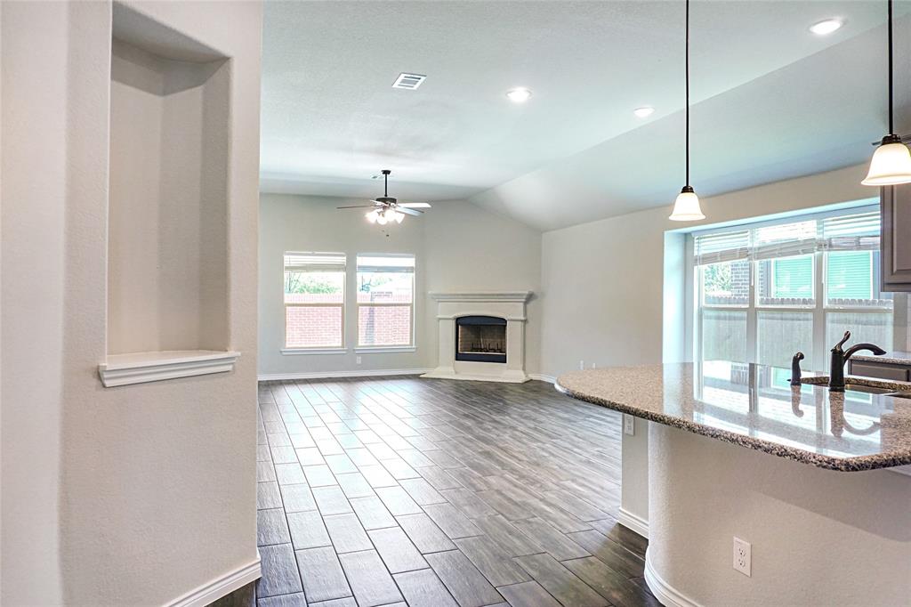 2636 Freemon Place Grand Prairie, TX 75052 - Photo 6 of 24