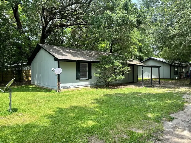 $900 | 107 Farm To Market 834, Unit 4, Daisetta, TX 77564
