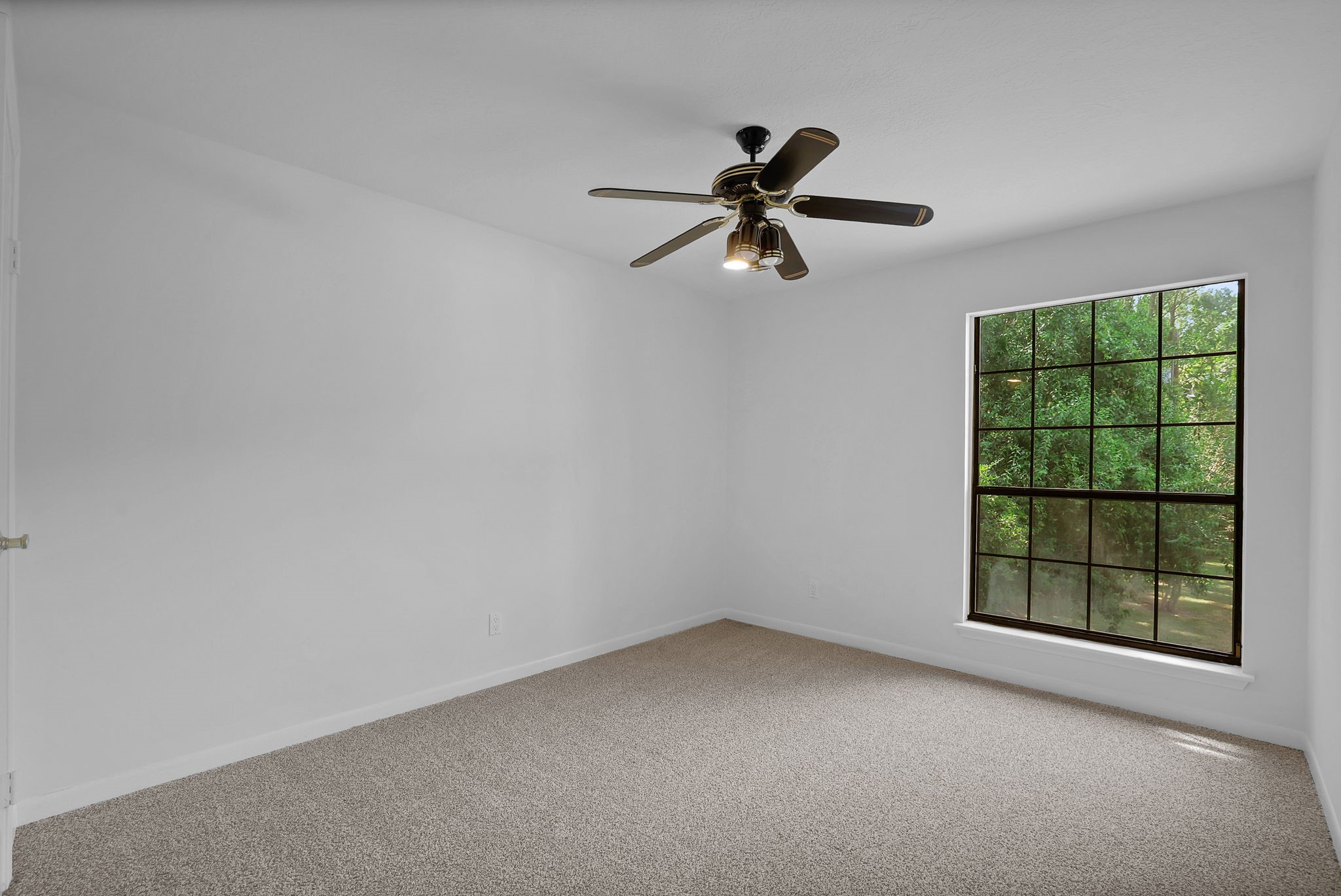 200 Johnson Road Coldspring, TX 77331 - Photo 26 of 47 Guest bedroom on the main level
