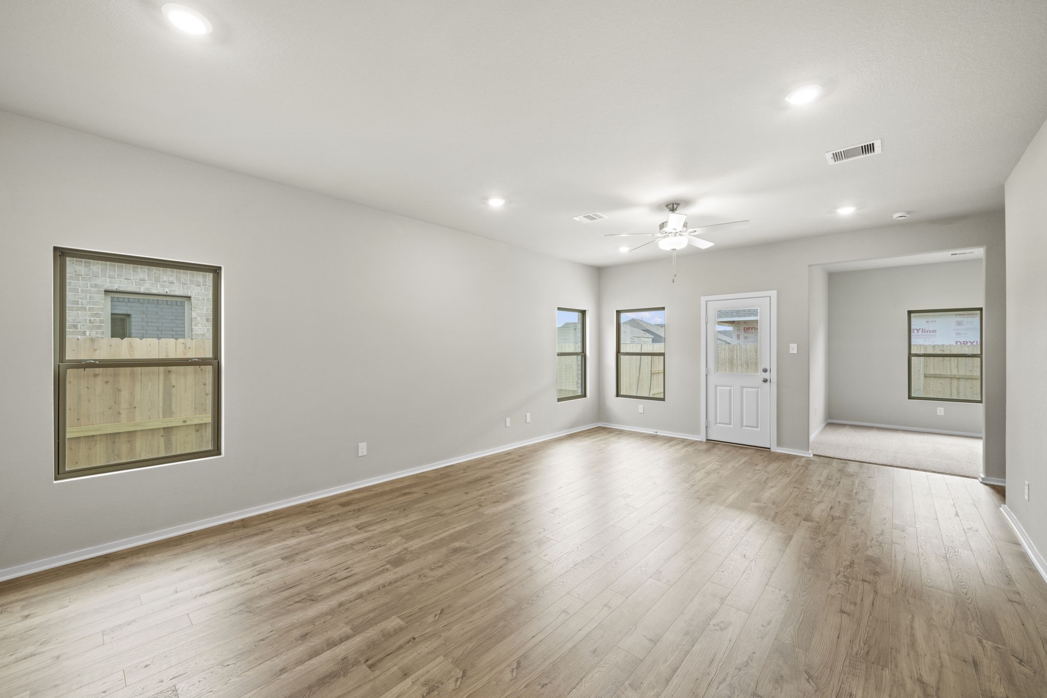 3506 Atlas Pt Lane Angleton, TX 77515 - Photo 11 of 25