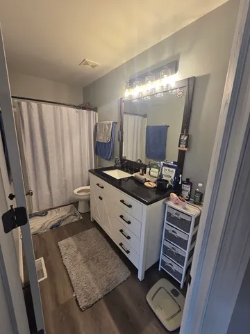 $2,300 | 2662 Cesario Drive, Unit 2662, Hampshire, IL 60140