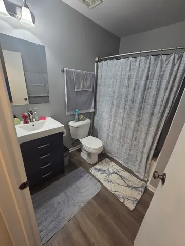 $2,300 | 2662 Cesario Drive, Unit 2662, Hampshire, IL 60140