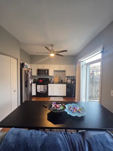 $2,300 | 2662 Cesario Drive, Unit 2662, Hampshire, IL 60140