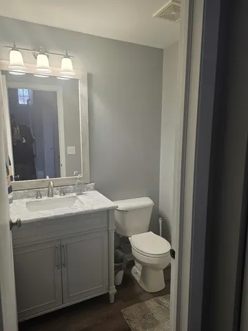 $2,300 | 2662 Cesario Drive, Unit 2662, Hampshire, IL 60140