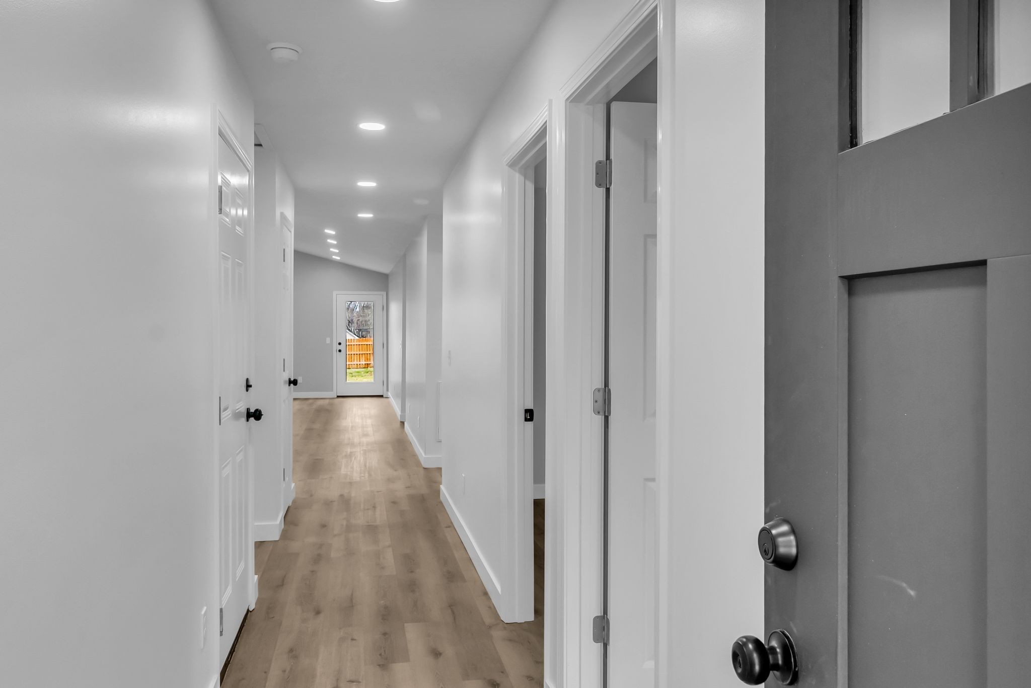 38 Warren Street Paris, TN 38242 - Photo 4 of 31