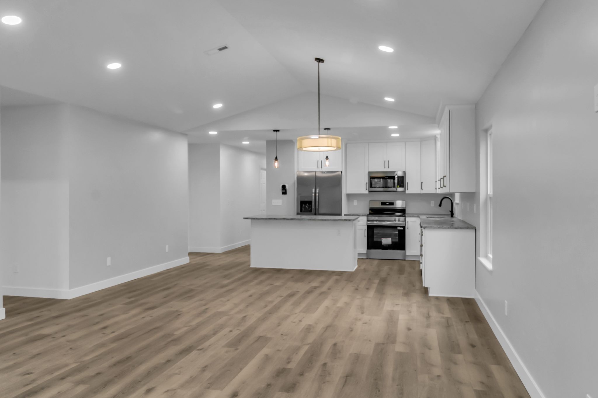 38 Warren Street Paris, TN 38242 - Photo 8 of 31