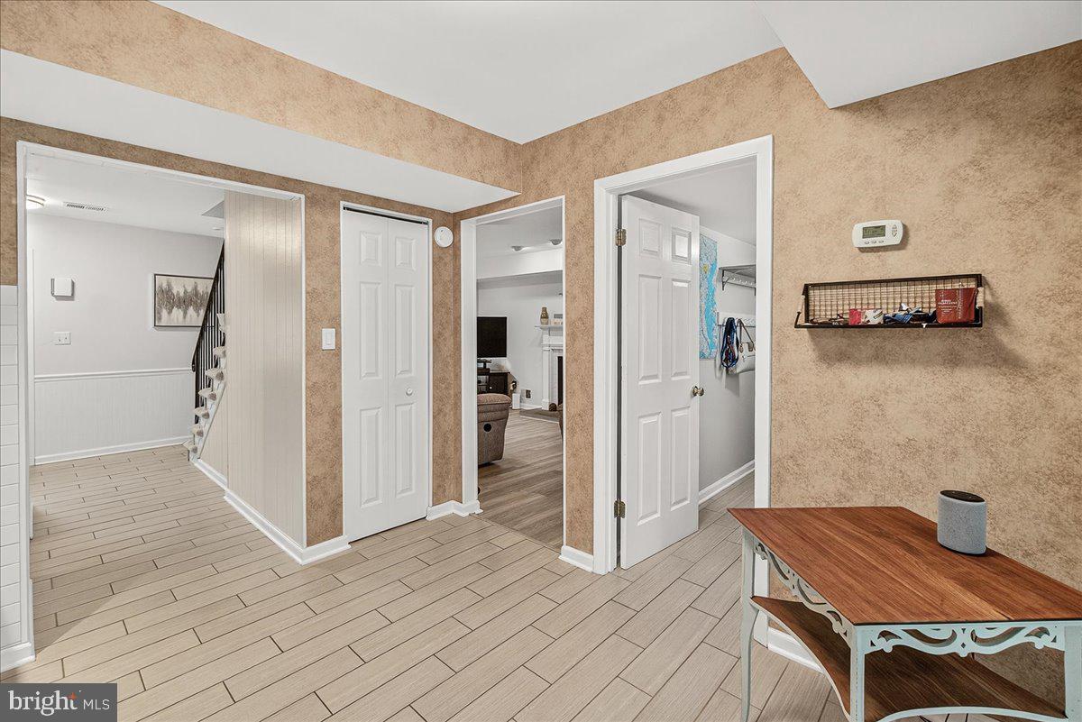 19624 Westerly Avenue Poolesville, MD 20837 - Photo 18 of 44