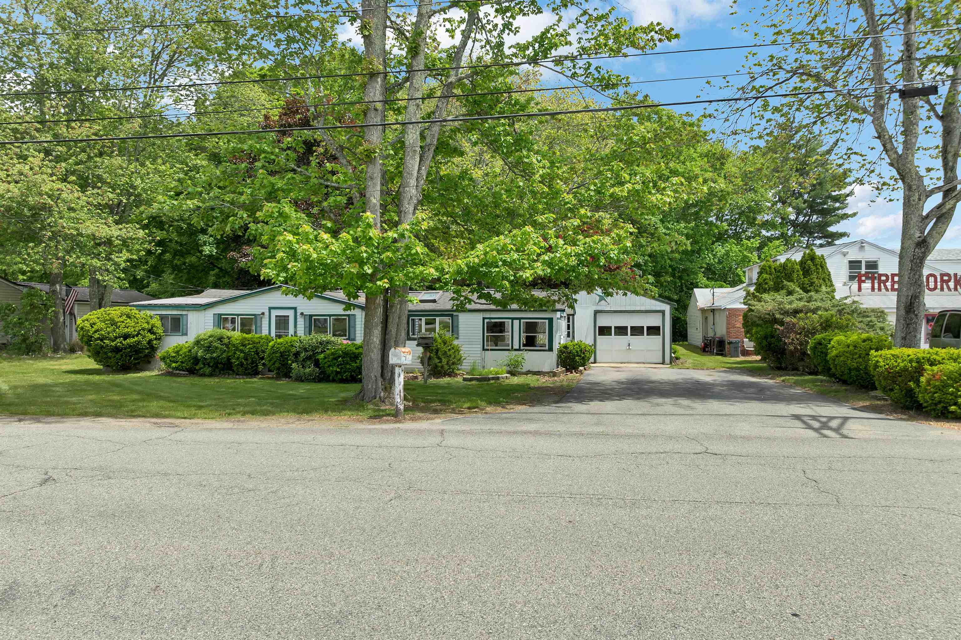 13 Elm Street Epping, NH 03042 - Photo 30 of 47