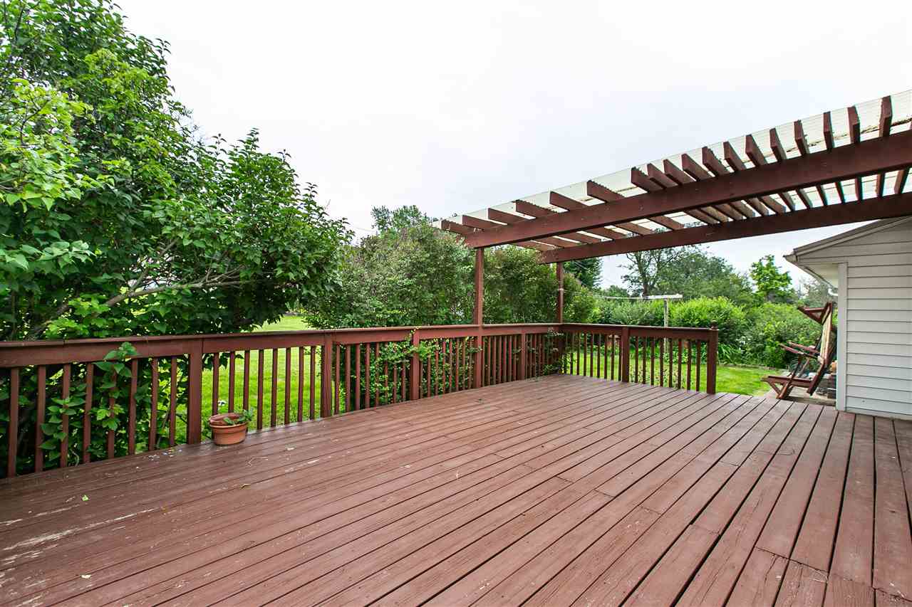 2472 Radford Road Dubuque, IA 52002 - Photo 22 of 25 Gallery Image 22