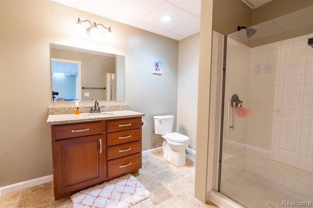 2168 East Shore Drive Rochester Hills, MI 48307 - Photo 25 of 52