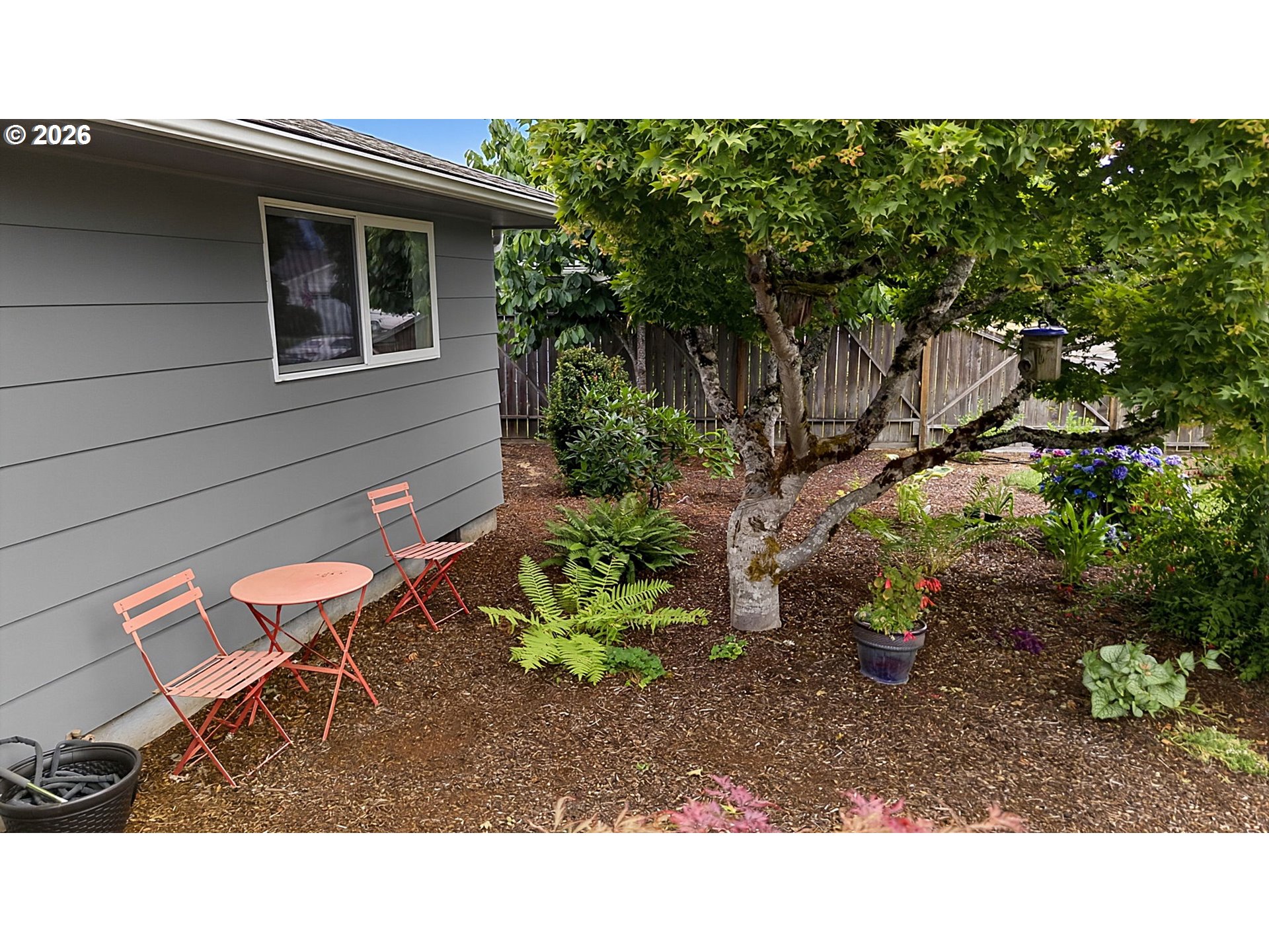 2460 Debra Drive Springfield, OR 97477 - Photo 29 of 42