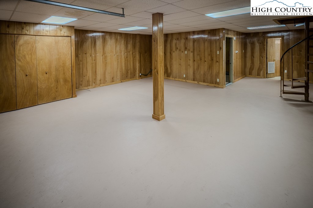 478 Laurel Hills Road Newland, NC 28657 - Photo 40 of 47 Gallery Image 40